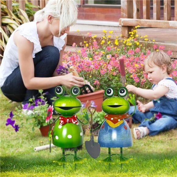 3D Spring Frogs Figurine Garden Sculptures & Statues  Gifts for Grandma Mom 2pcs - Picture 5 of 7